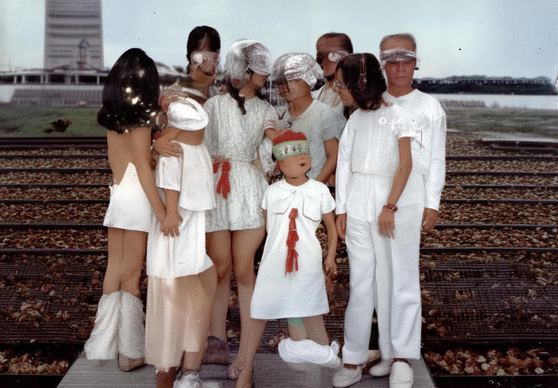 于谦捧哏艺术探秘：舞台应变与衬托艺术中的相声捧哏技巧及人格魅力